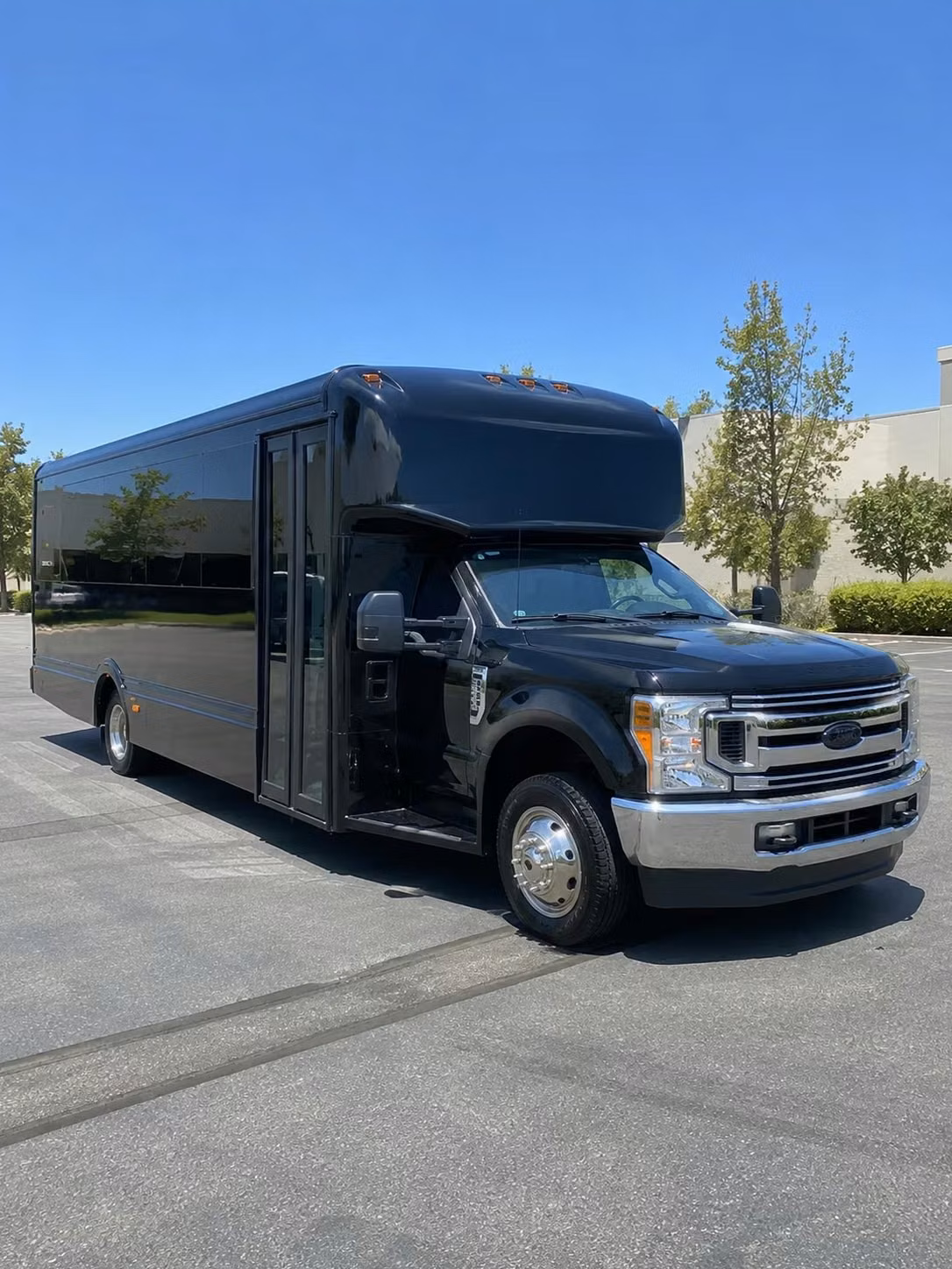 dallas cowboys and rangers games are even better with a long distance party bus from allen
