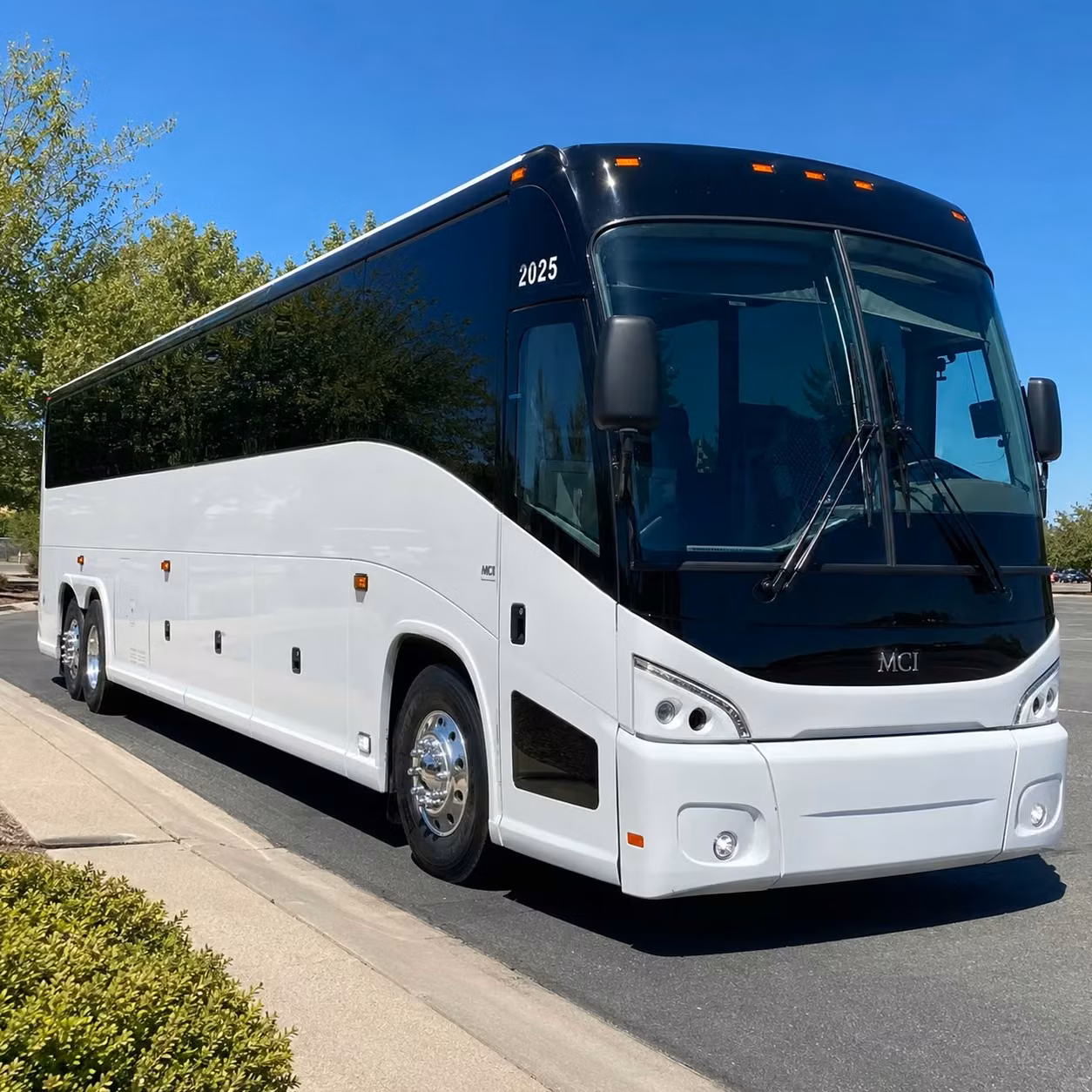 every long distance trip from allen deserves the right bus and the right amenities